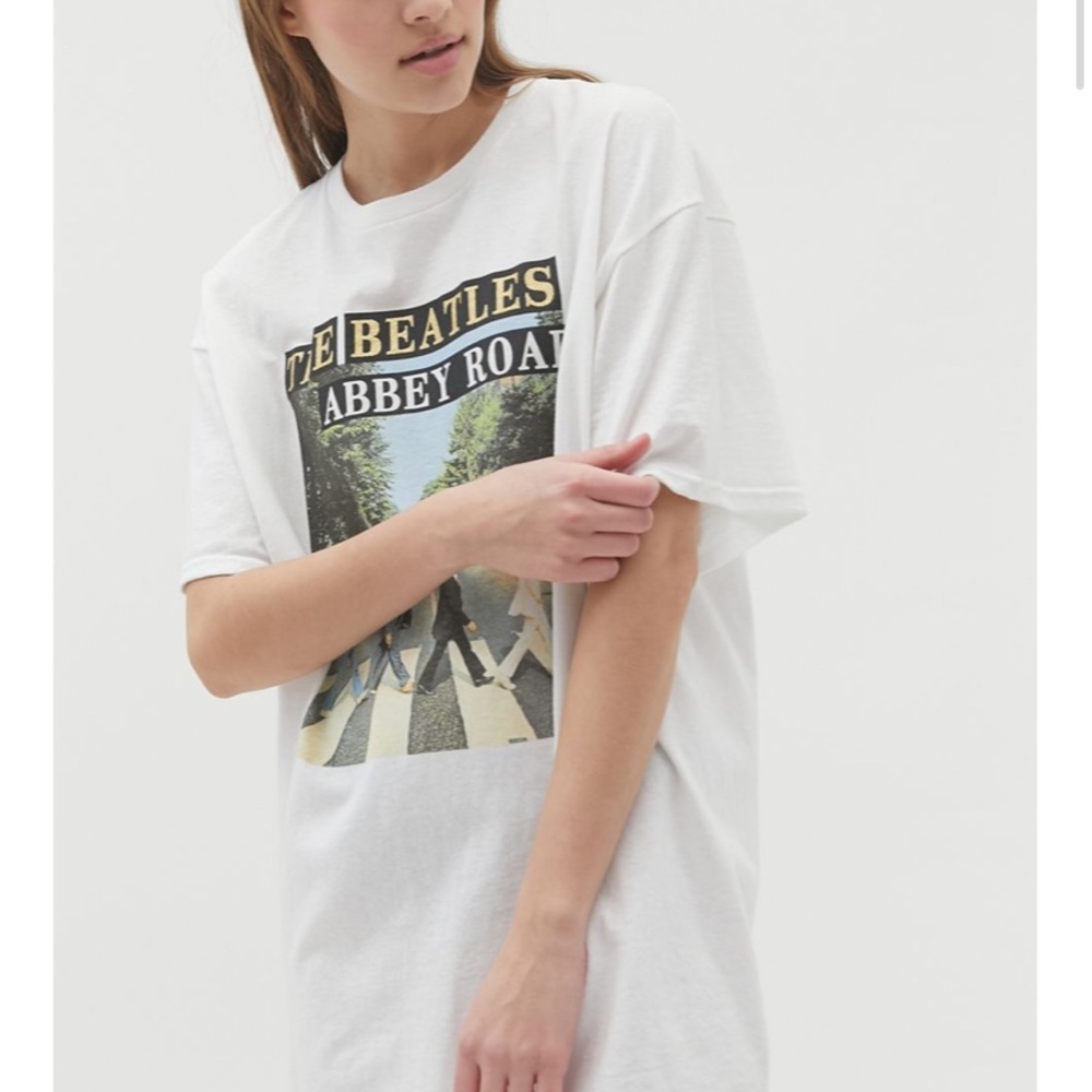 UO JUNKFOOD the Beatles Abbey Road glitter tee